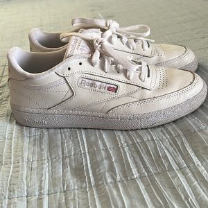 Reebok classic leather shoes